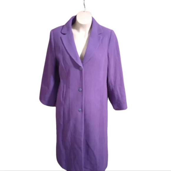 Purple coat - Picture 3 of 9